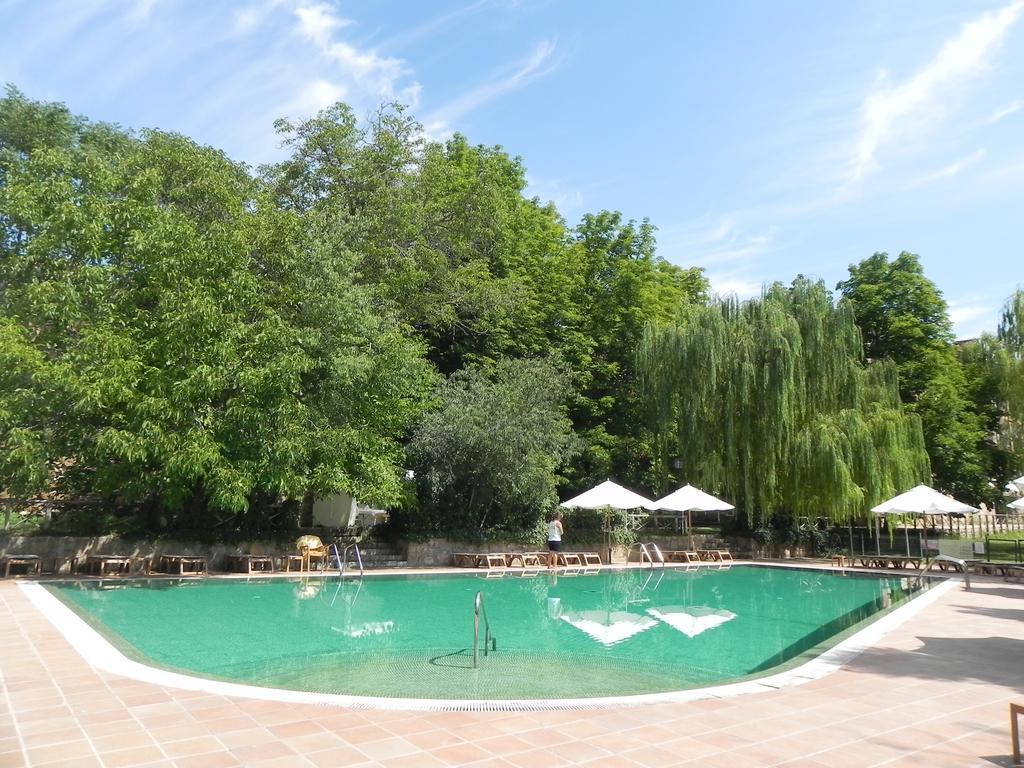 Hotel Monasterio De Piedra Nuévalos Exterior foto